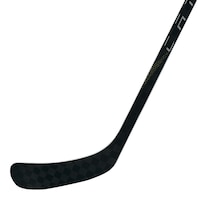 True Catalyst 7 Grip Intermediate Hockey Stick CloseUp