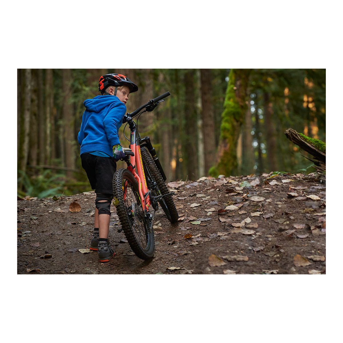 Diamondback Kids' Flowdown 24" Junior Mountain Bike, 7 Speed, Aluminum Frame, Mechanical Disc Brakes,