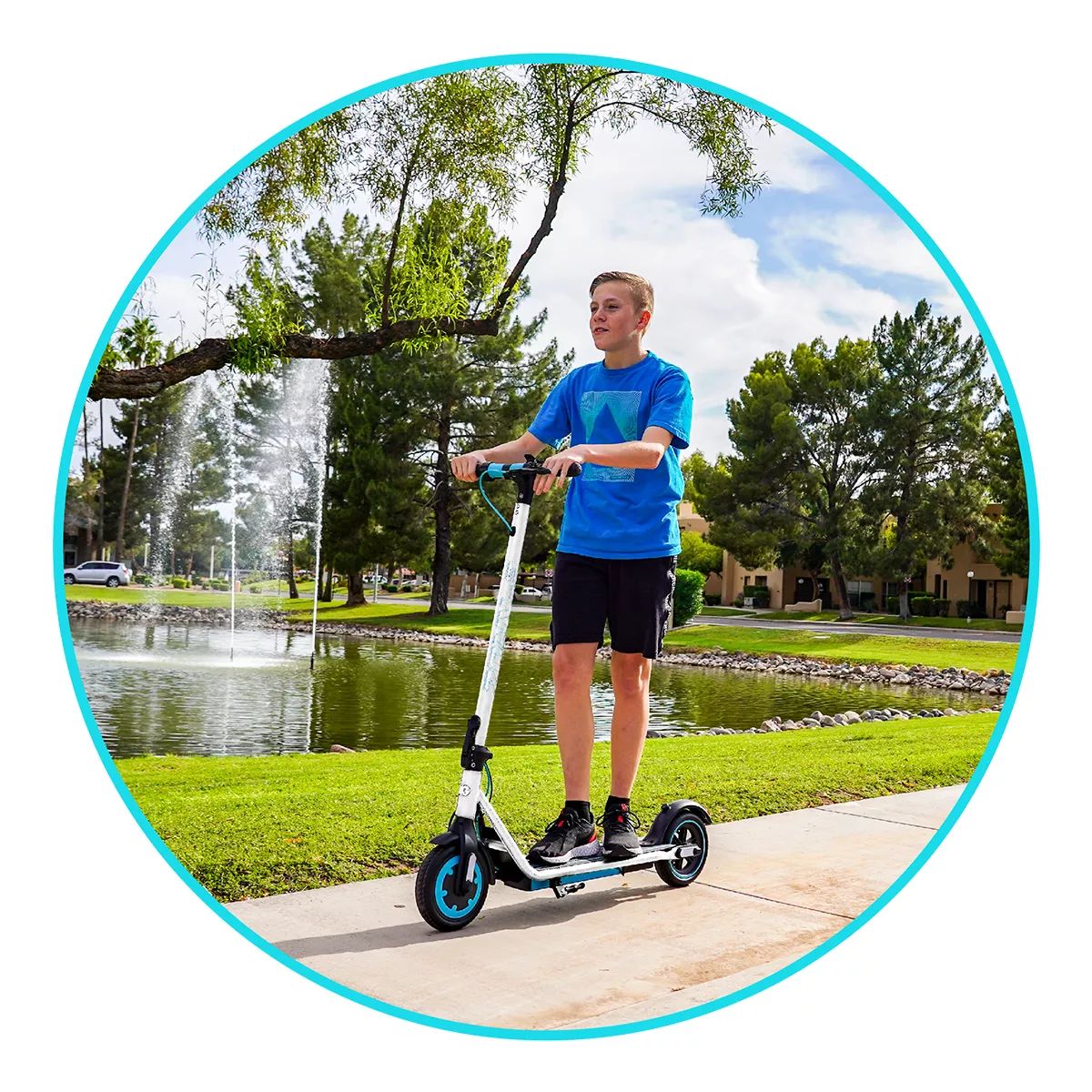 Madd Gear E-kruz Long Range Electric Scooter Front_Angled_Left