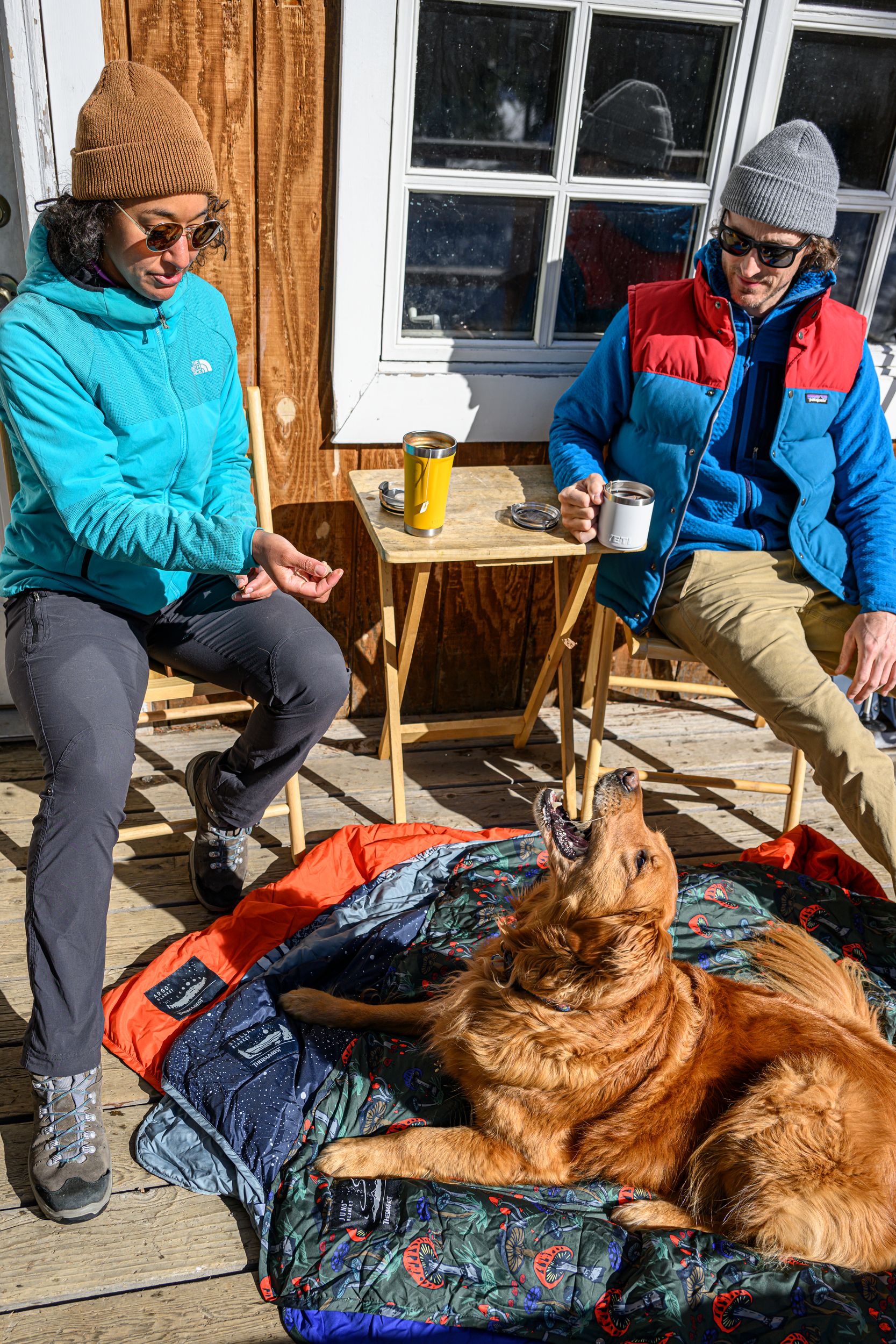 Therm-A-Rest Juno Blanket Overhead_Plunge