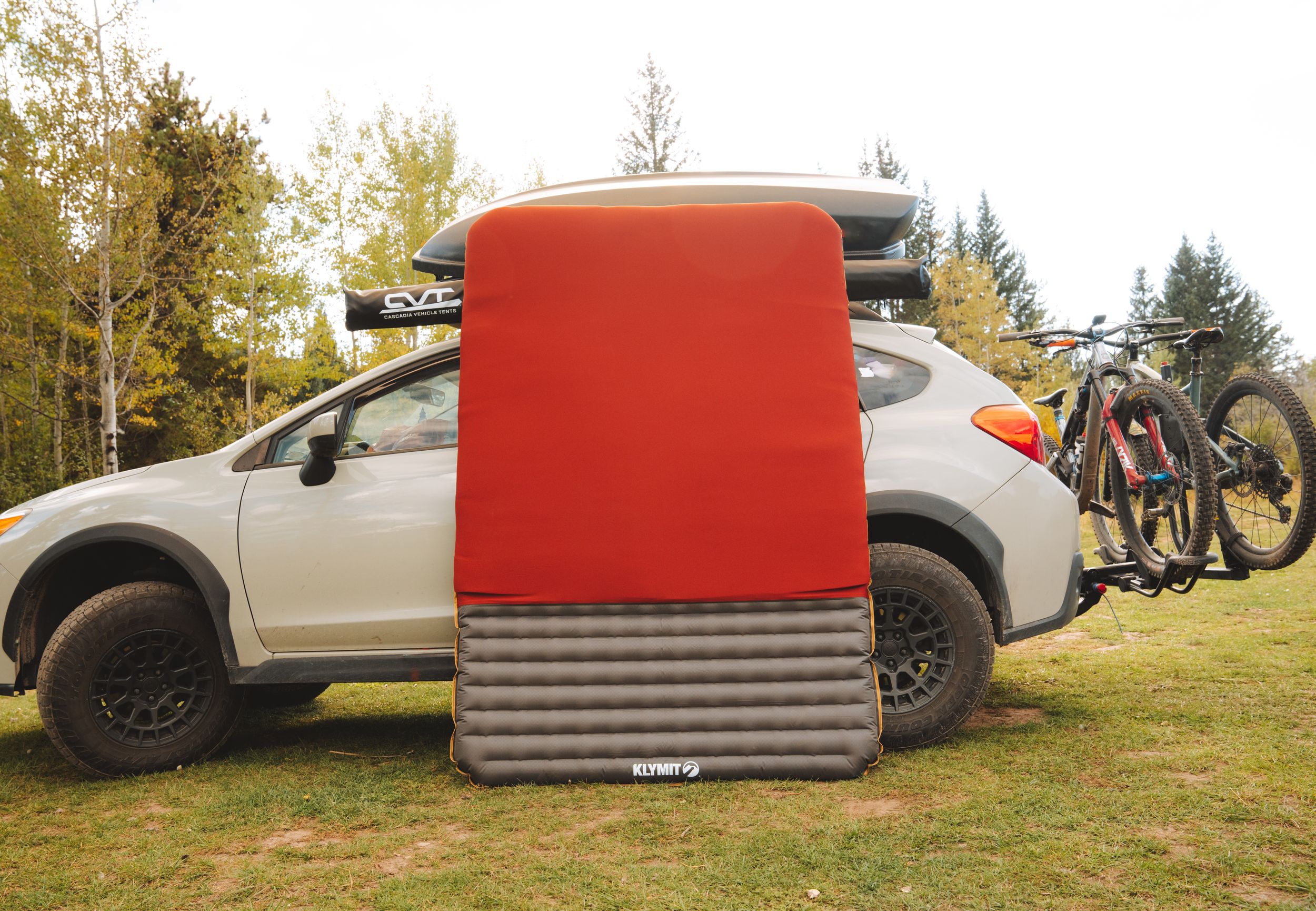 Klymit Klymaloft Insulated Double Sleeping Pad Front_Flat