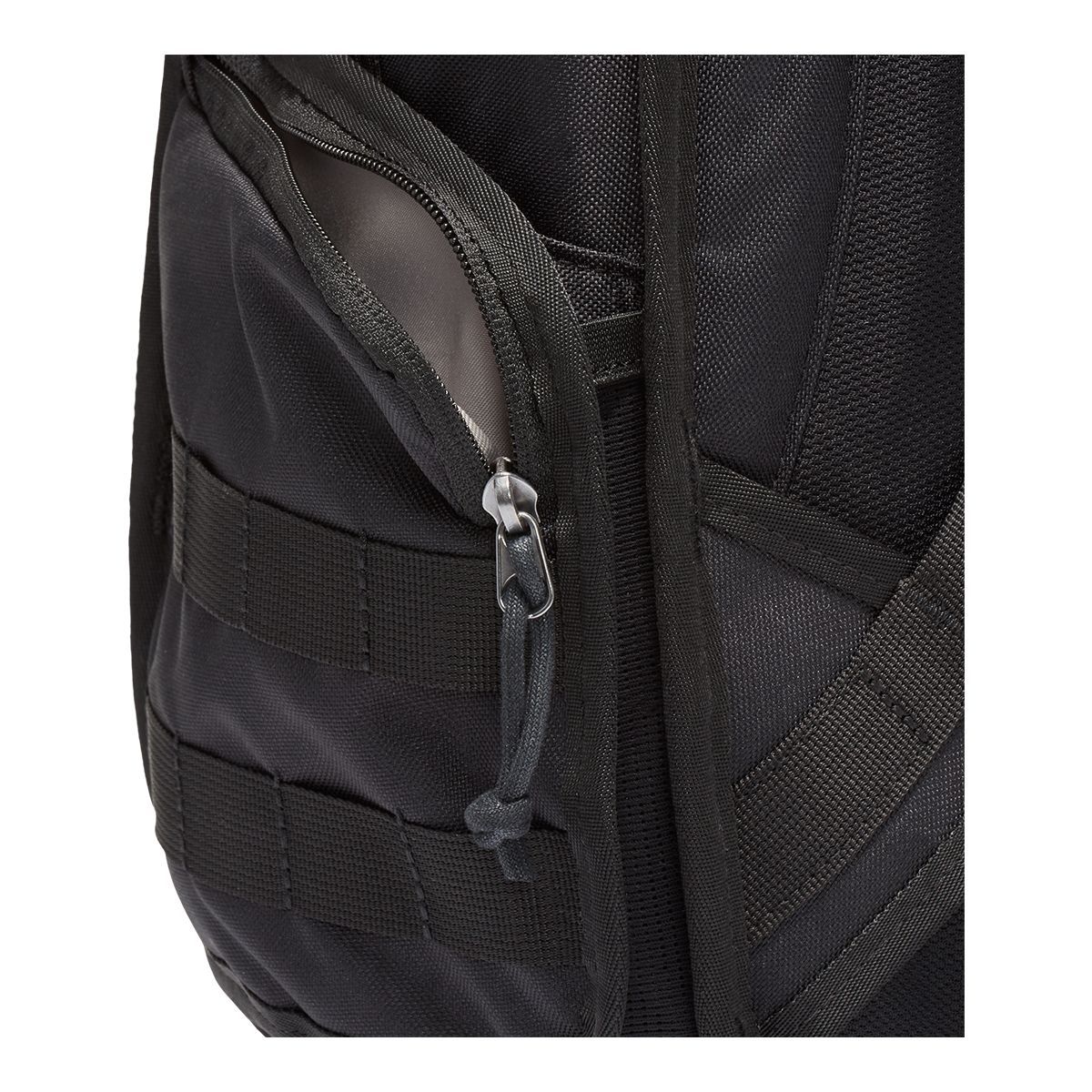 Nike Unisex RPM Sportswear School Laptop Sleeve Polyester Backpack 26 L