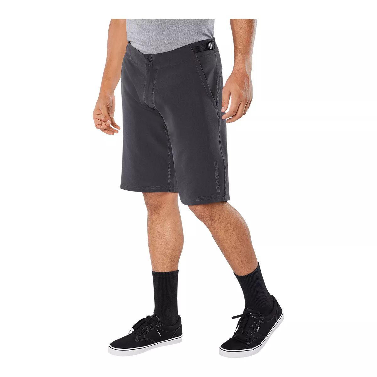 Dakine Men's Syncline 13.5-in Mountain Bike Shorts