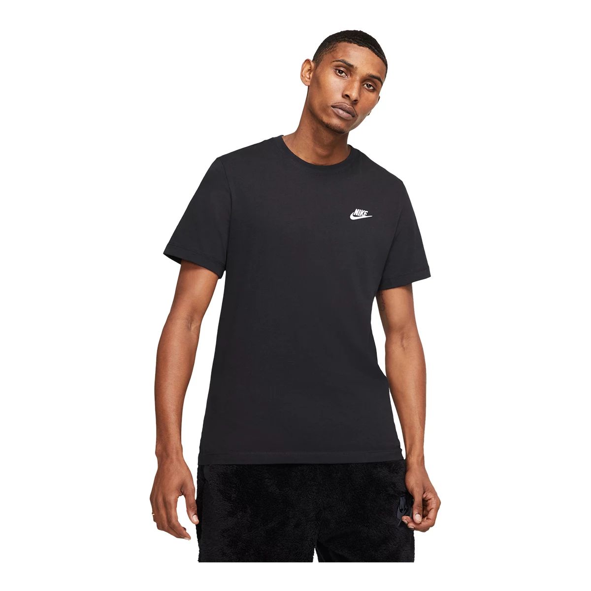 Nike Sportswear Men's Club T Shirt | SportChek