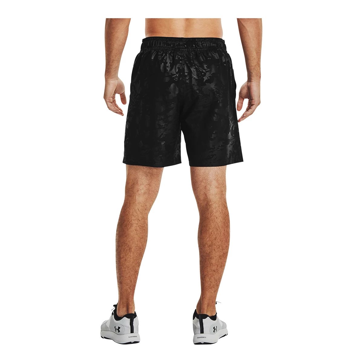 Under Armour Men's Woven Emboss 7" Shorts, Regular Fit, Gym, Elastic, Water Repellent