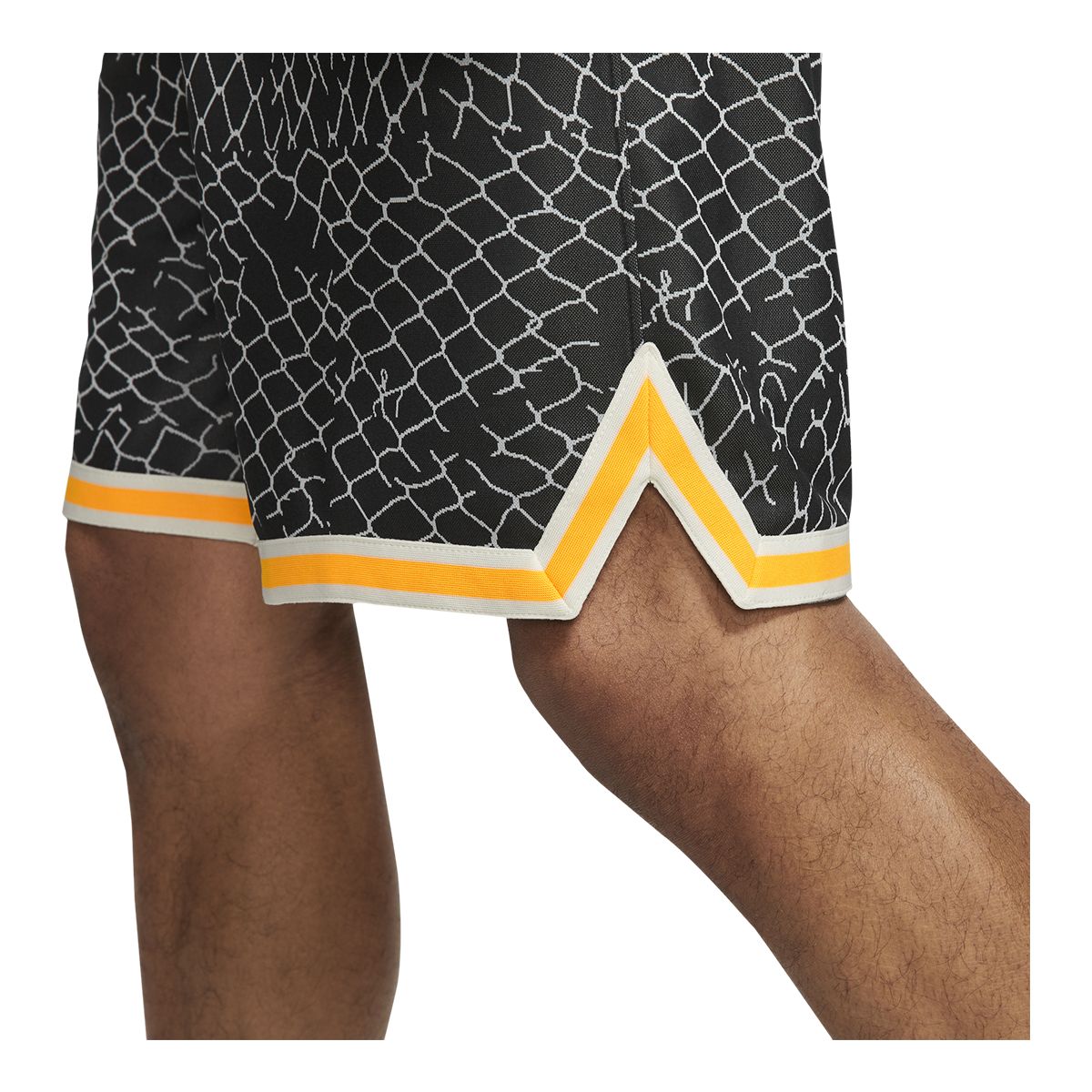 Nike Men's Seasonal DNA Basketball Shorts