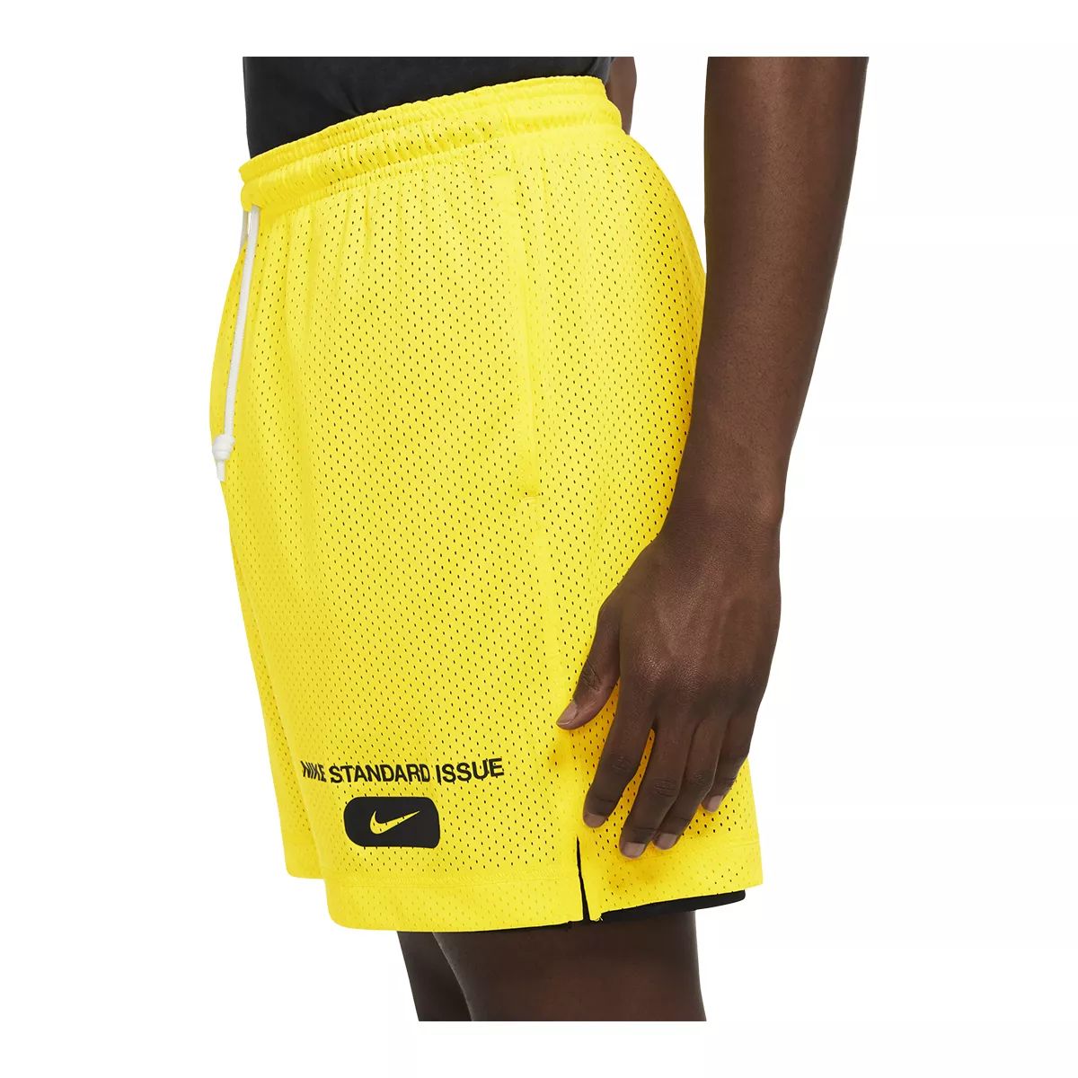 Nike Men's Standard Issue Mesh Shorts