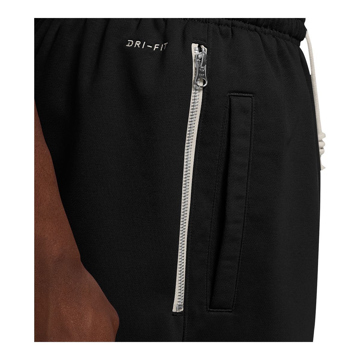 Nike Men's Standard Issue Fleece Shorts