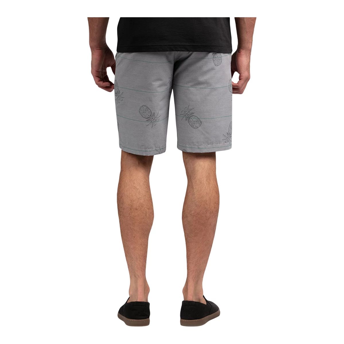 TravisMathew Men's Cohen 10-in Shorts