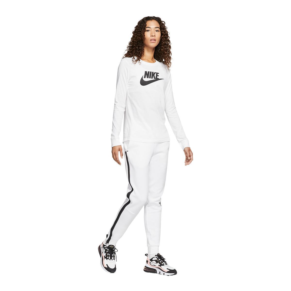 Nike Sportswear Women's Essential Sweatshirt