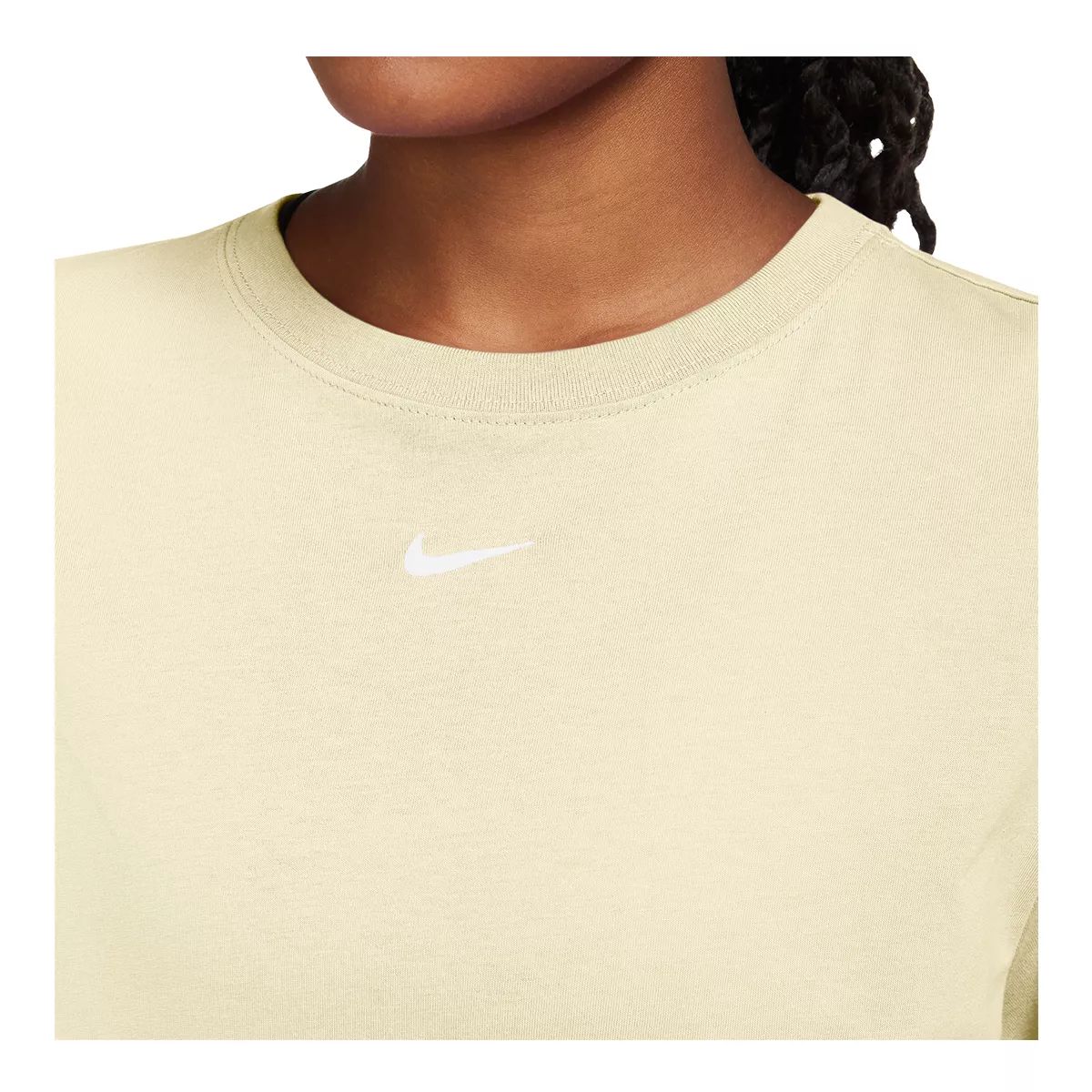 Nike Women's Essential Cotton Boyfriend T Shirt, Oversized