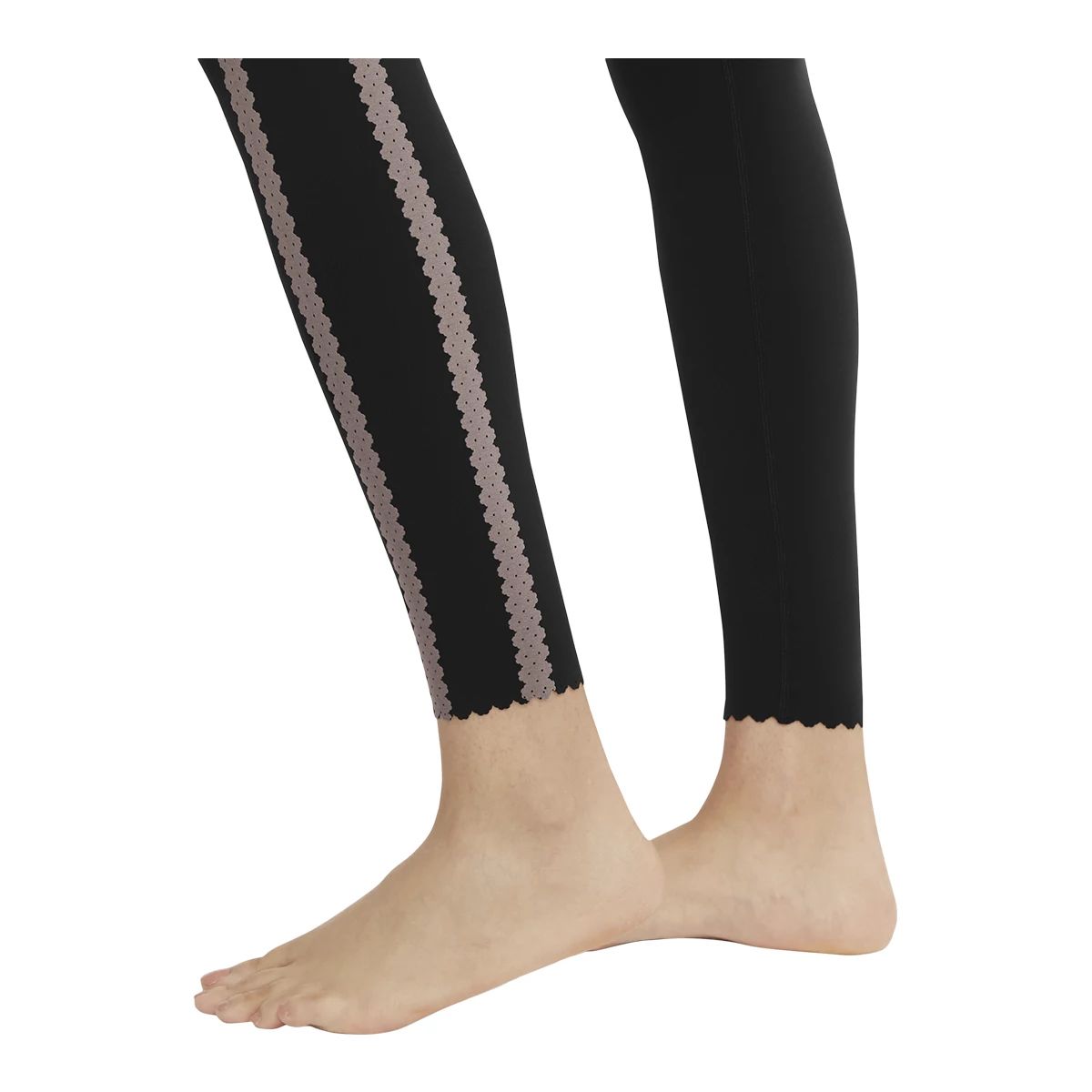 nike eyelet leggings