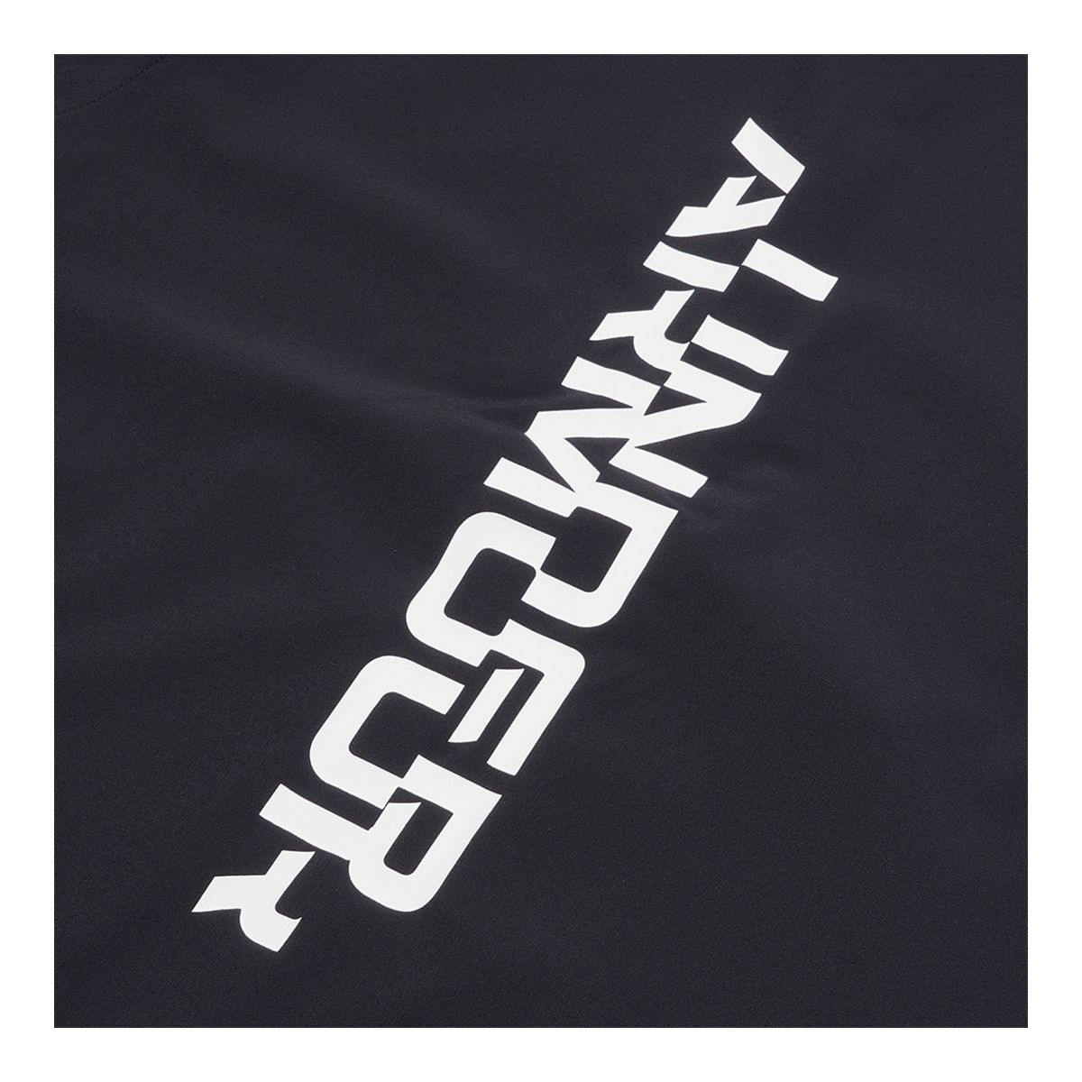 Under Armour Women's Woven 1/2 Zip Jacket