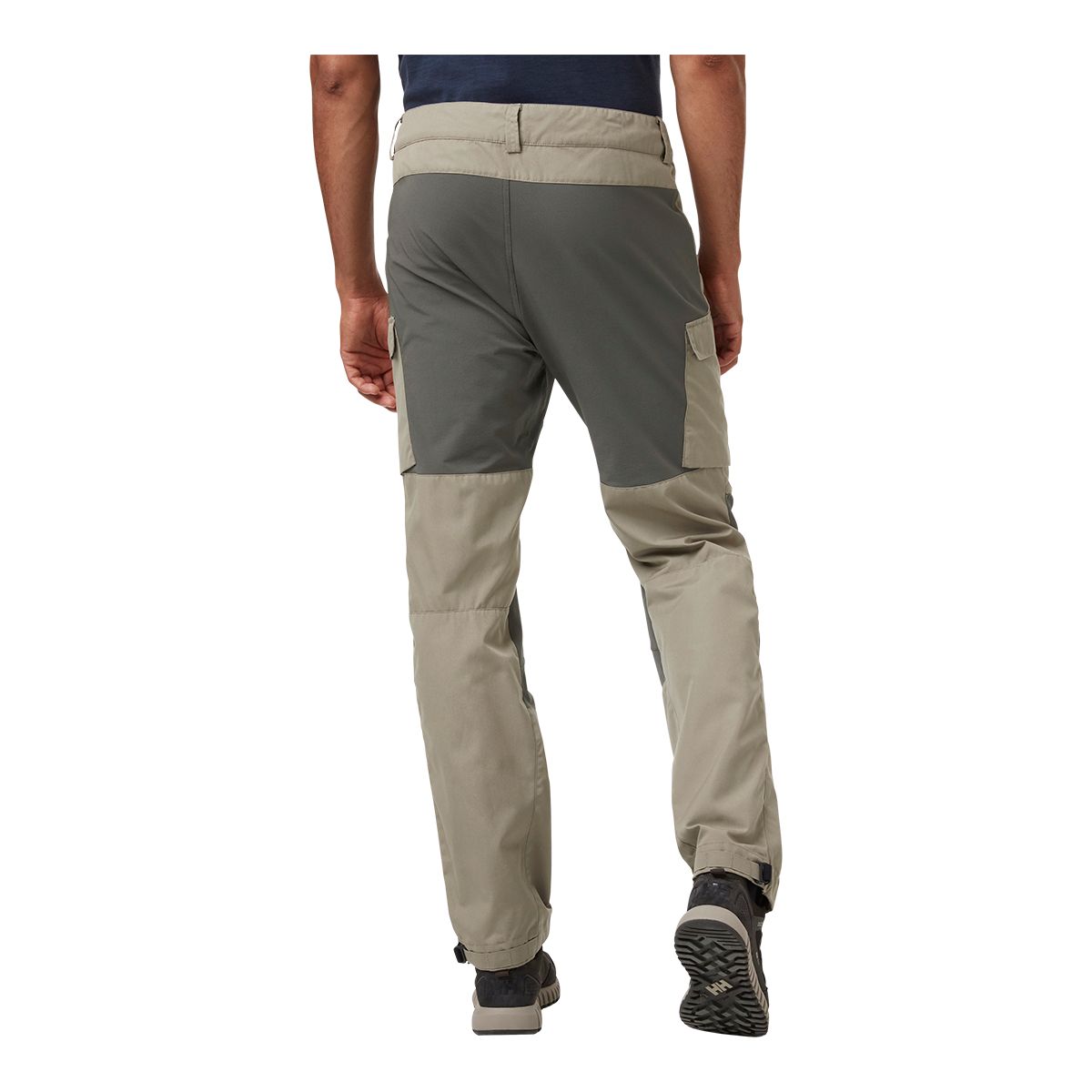 Helly Hansen - Discover our range of outdoor pants 🏔 Men:   Veir Tur Pant:  Women:   Veir Tur Pant
