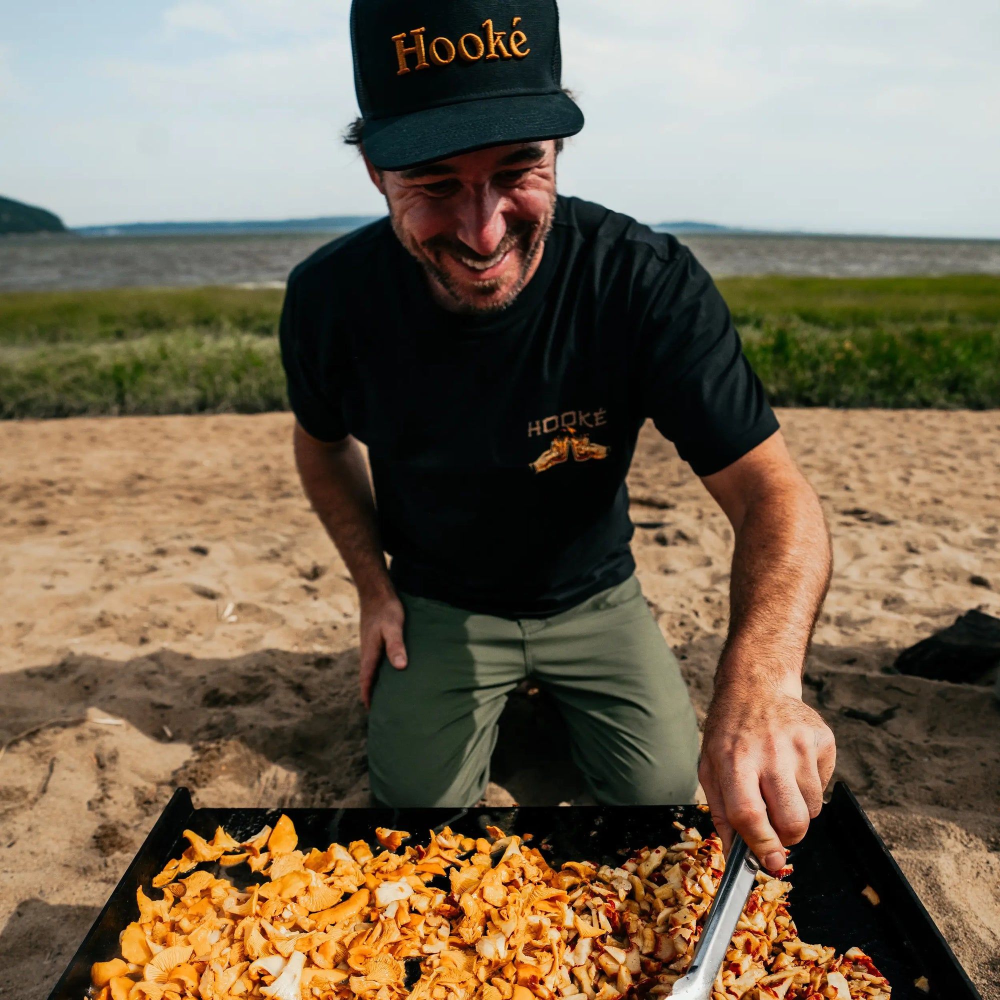 Hooke Men's Toast To Nature Printed T Shirt