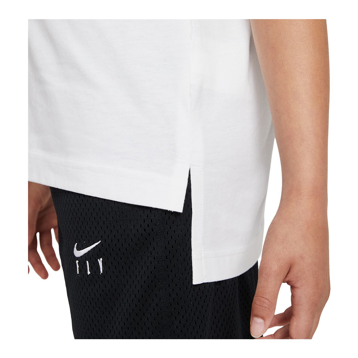 Nike Sportswear Girls' Basketball T Shirt