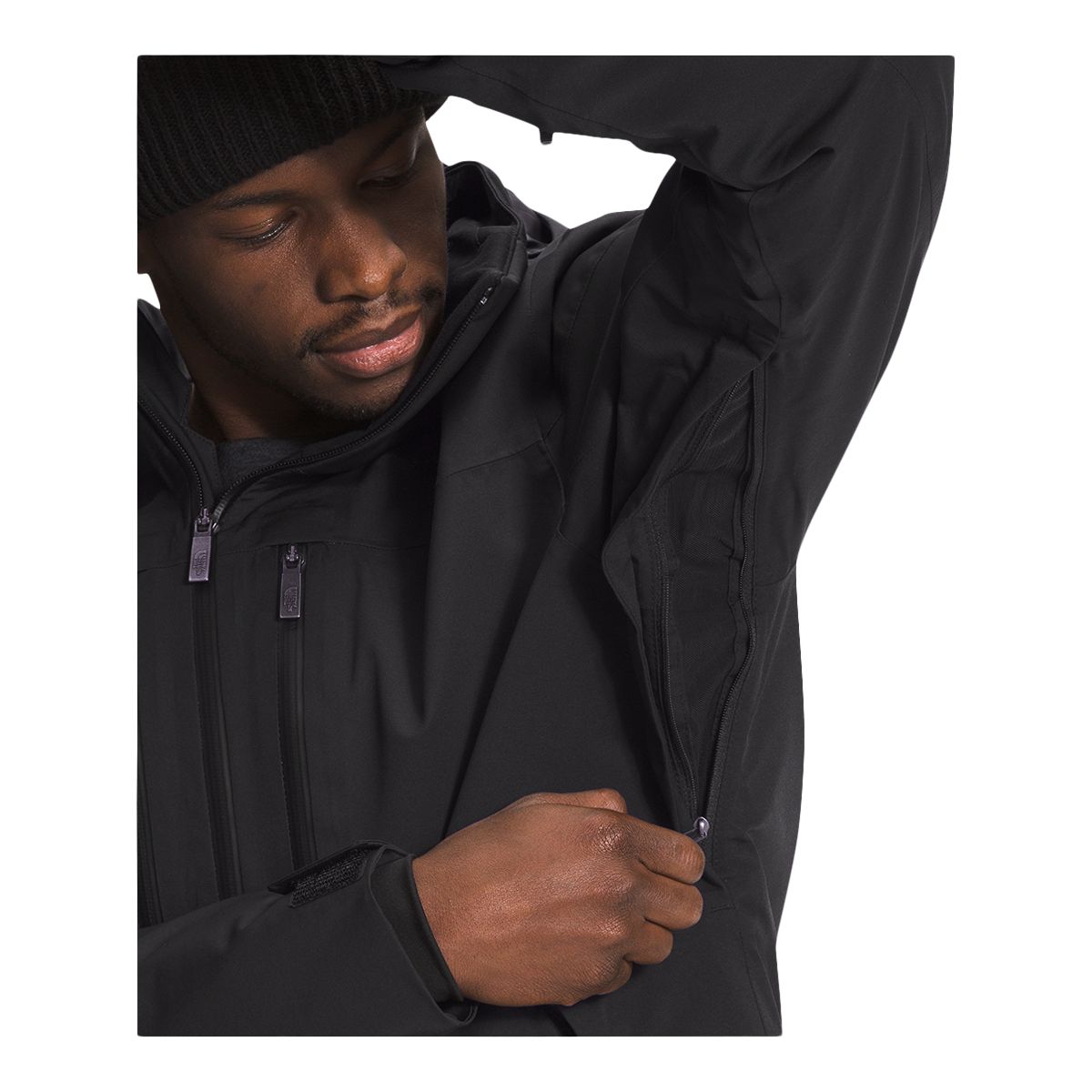 The North Face Men's Chakal Winter Ski Jacket, Insulated, Hooded, Waterproof