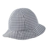 Nike Sportswear Women's Icon Clash Bucket Hat Back_Angled_Right