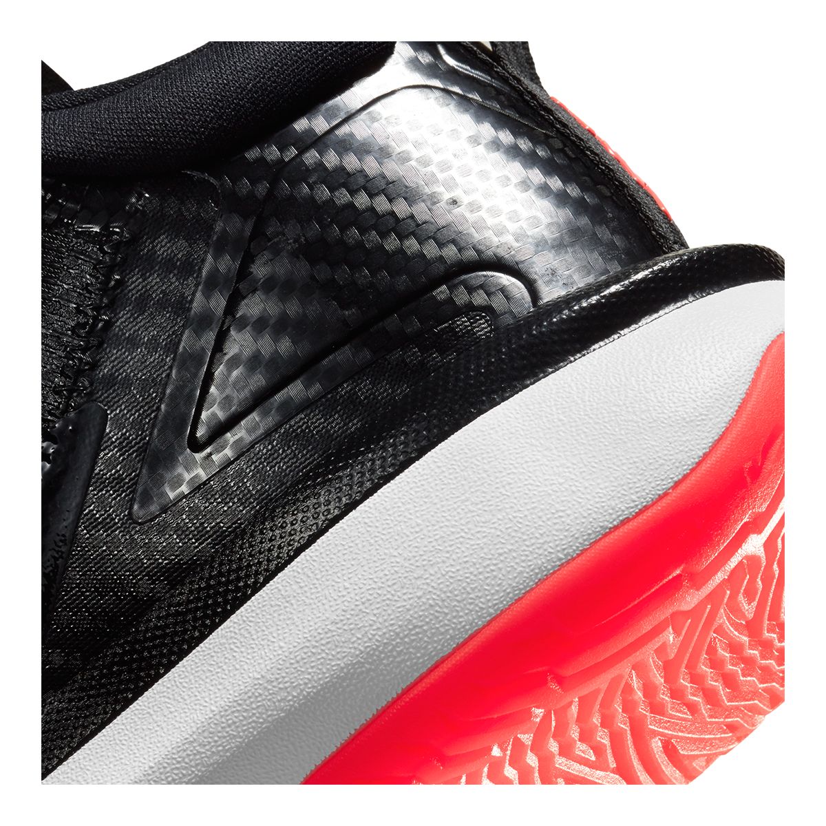 Nike Men's Jordan Zion 1 Basketball Shoes