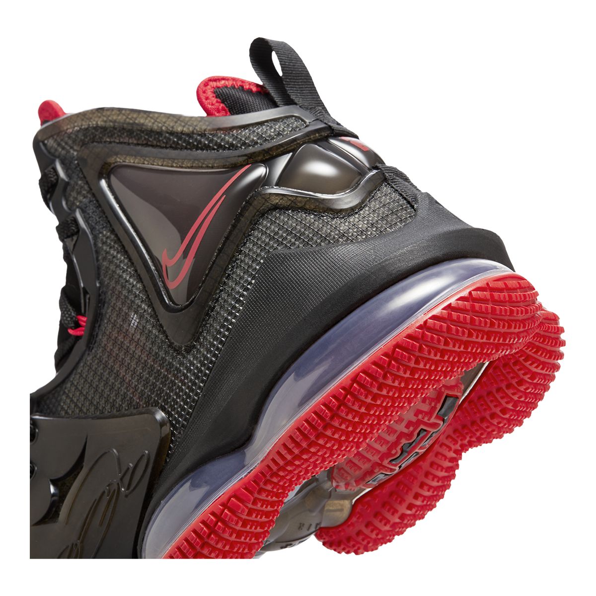 Nike LeBron XIX Basketball Shoes