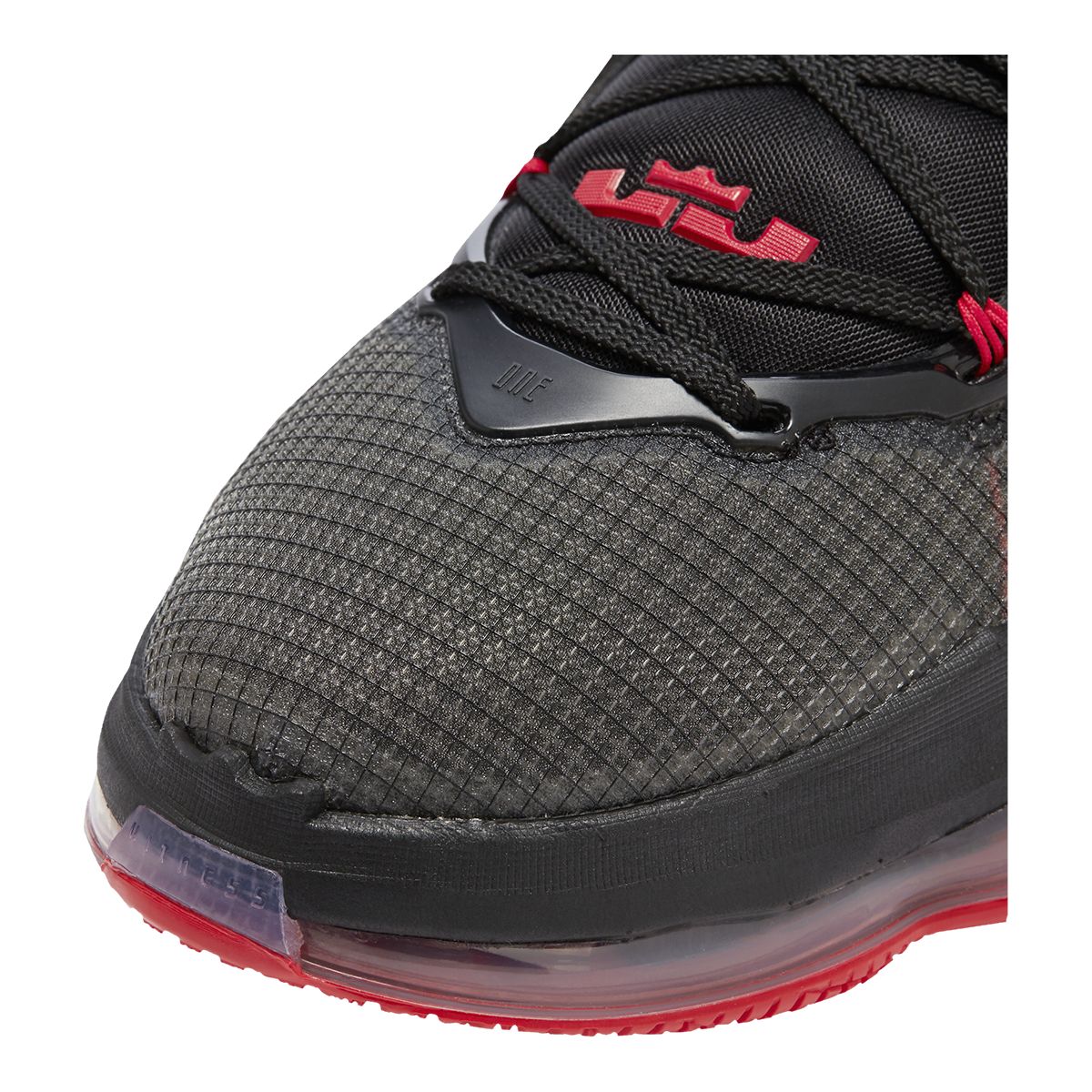 Nike LeBron XIX Basketball Shoes