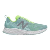 New Balance Women's Fresh Foam Tempo Running Shoes, Wide Width, Training, Lightweight, Cushioned Side_Right