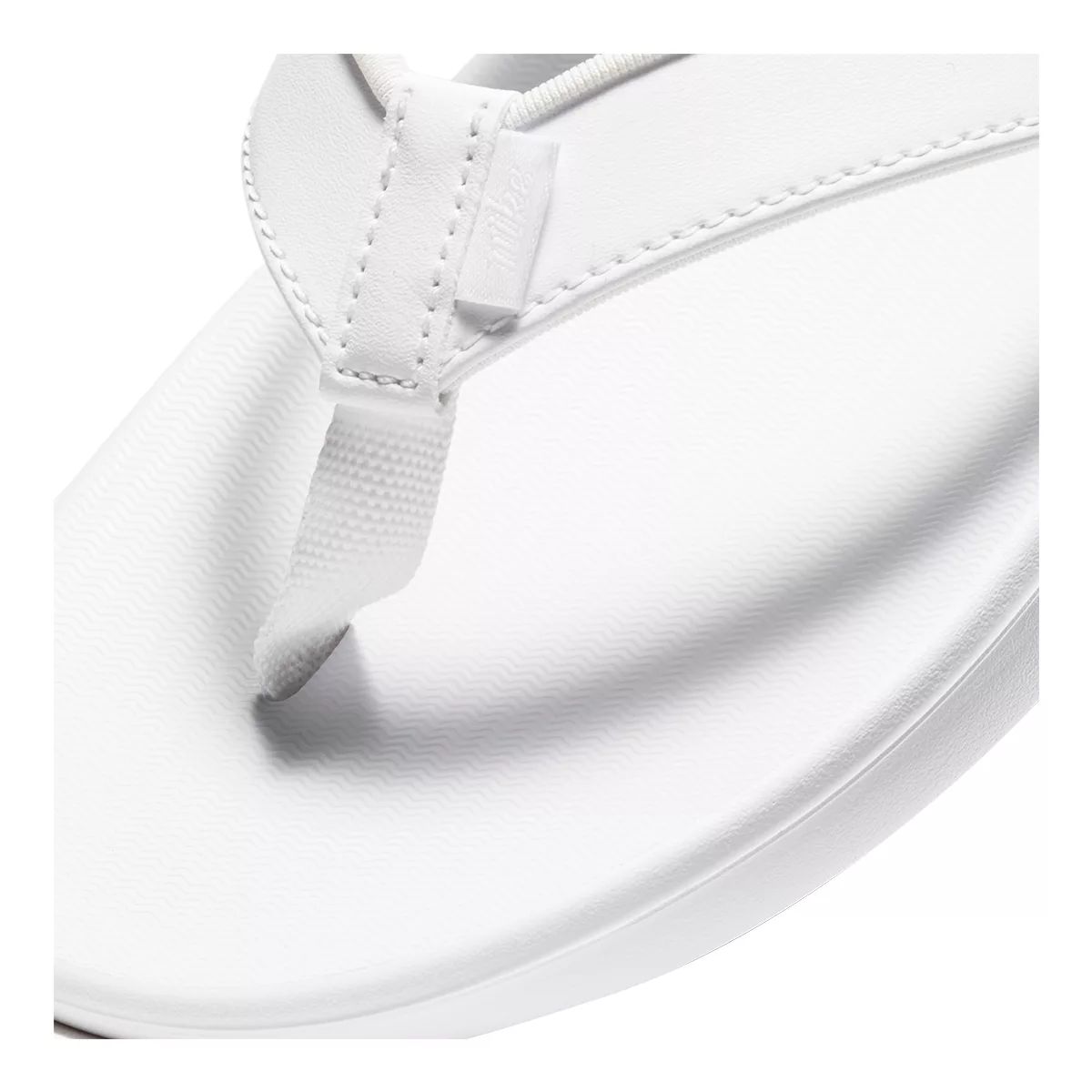 Nike Women's Bella Kai Thong Flip Flop/Sandals, Sport, Casual