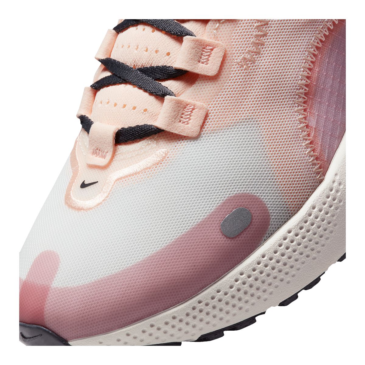 Nike Women's React Escape Run Running Shoes, Cushioned
