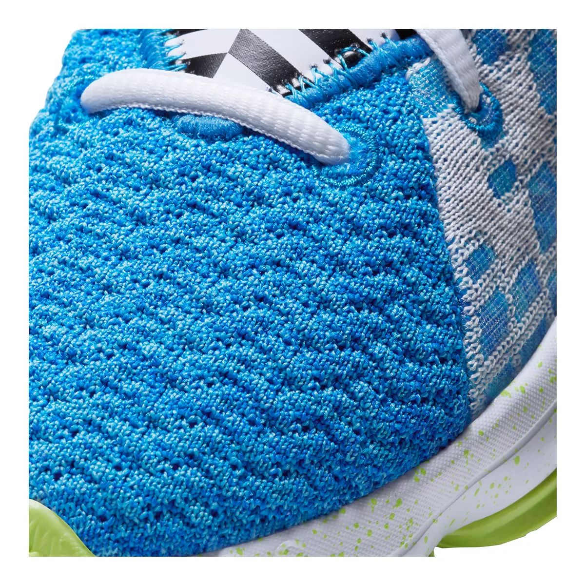 Nike Kids' Pre-School LeBron XVII Basketball Shoes, Boys'/Girls', Indoor, Knit, Cushioned