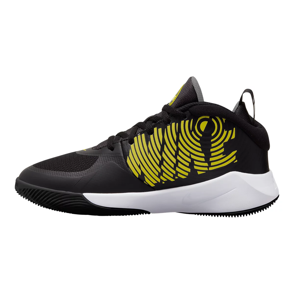 Nike Kids Grade School Team Hustle D 9 Basketball Shoes Boys